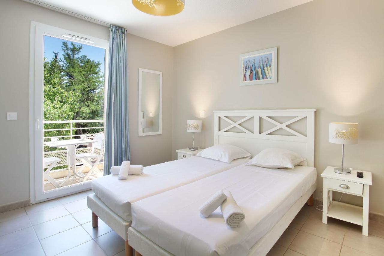 Residence Odalys Les Oceanides La Londe-les-Maures Exterior photo