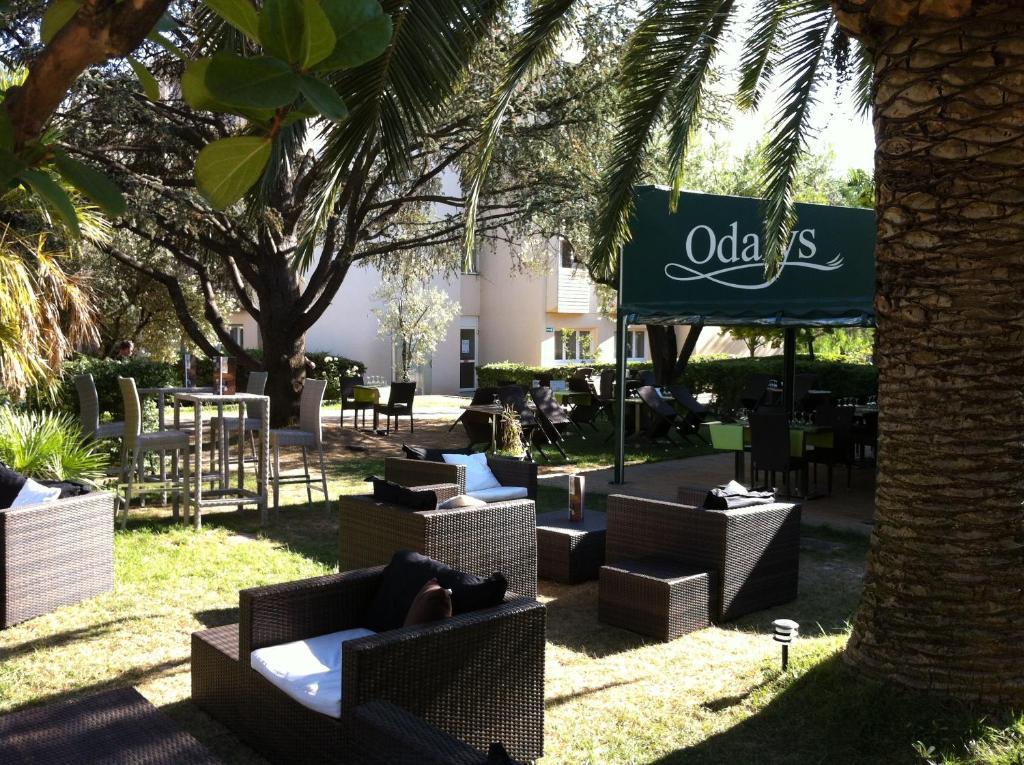 Residence Odalys Les Oceanides La Londe-les-Maures Exterior photo